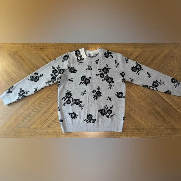 ◾ Black Floral Patterned Gray Sweater - size Large - Picture 4 of 16